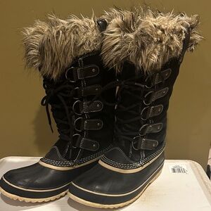 Sorel Joan of Arctic Women’s Winter Boots